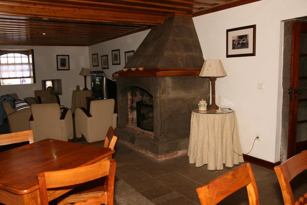 Quinta Dos Figos "5 Trevos Gold" Villa Praia da Vitoria Bagian luar foto