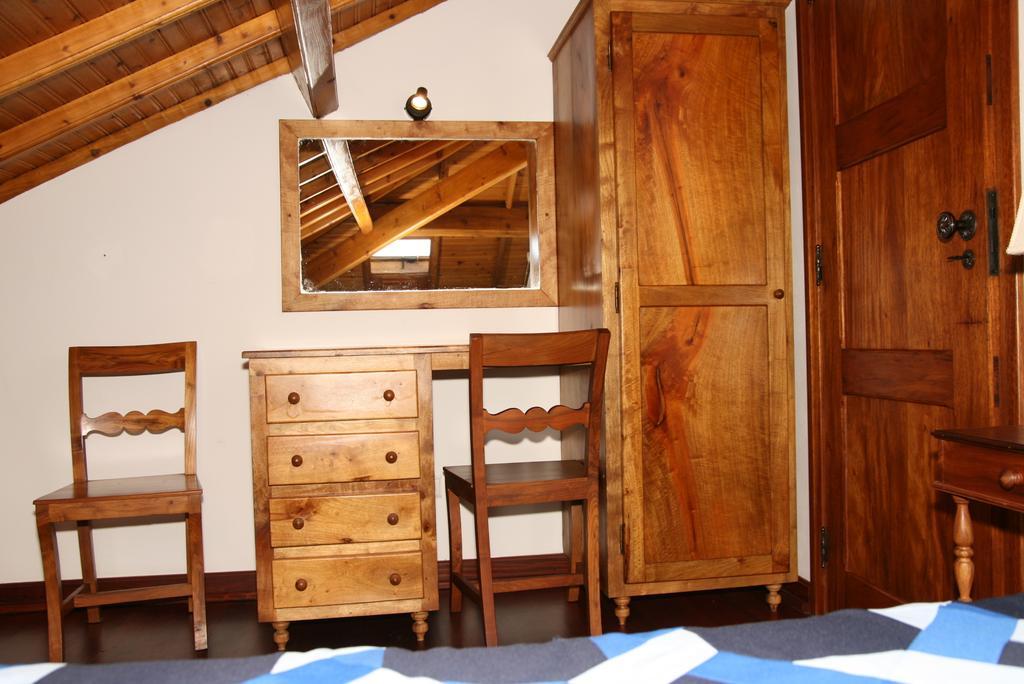 Quinta Dos Figos "5 Trevos Gold" Villa Praia da Vitoria Ruang foto
