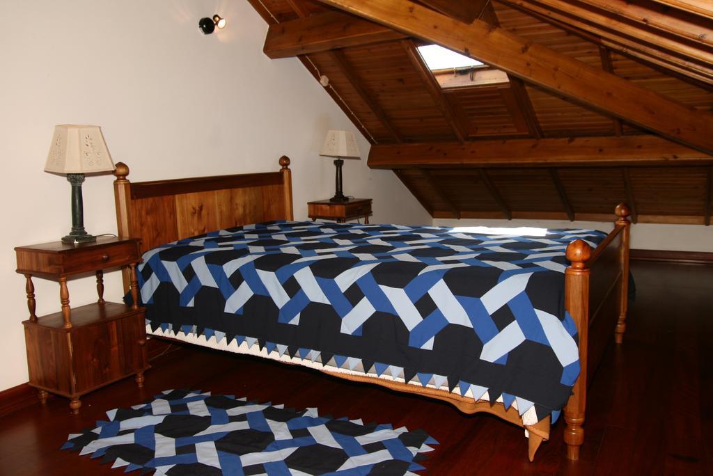 Quinta Dos Figos "5 Trevos Gold" Villa Praia da Vitoria Ruang foto
